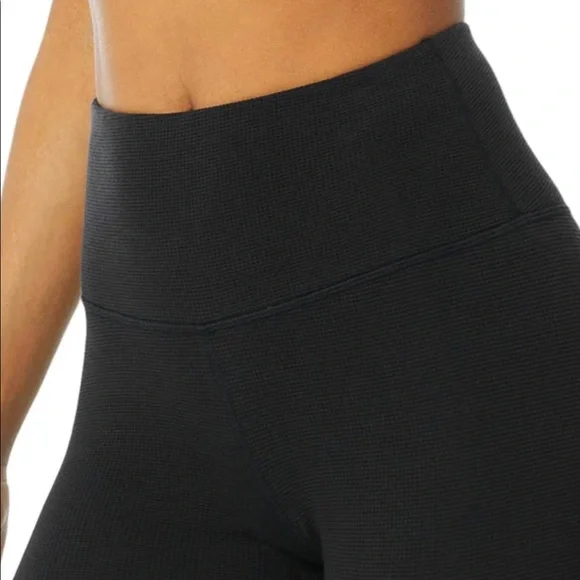 High-Waist Micro Waffle LowKey Legging - Picture 3 of 5